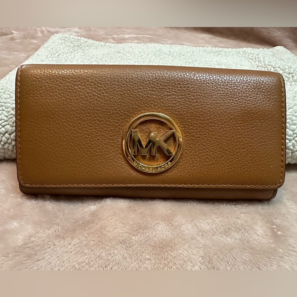 Michael Kors wallet